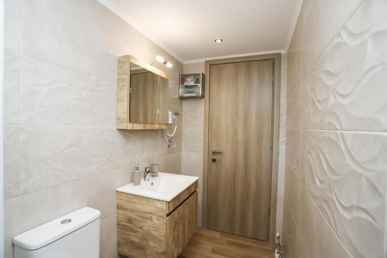 Iris Apartment Near Corfu Town 库托卡利恩 外观 照片