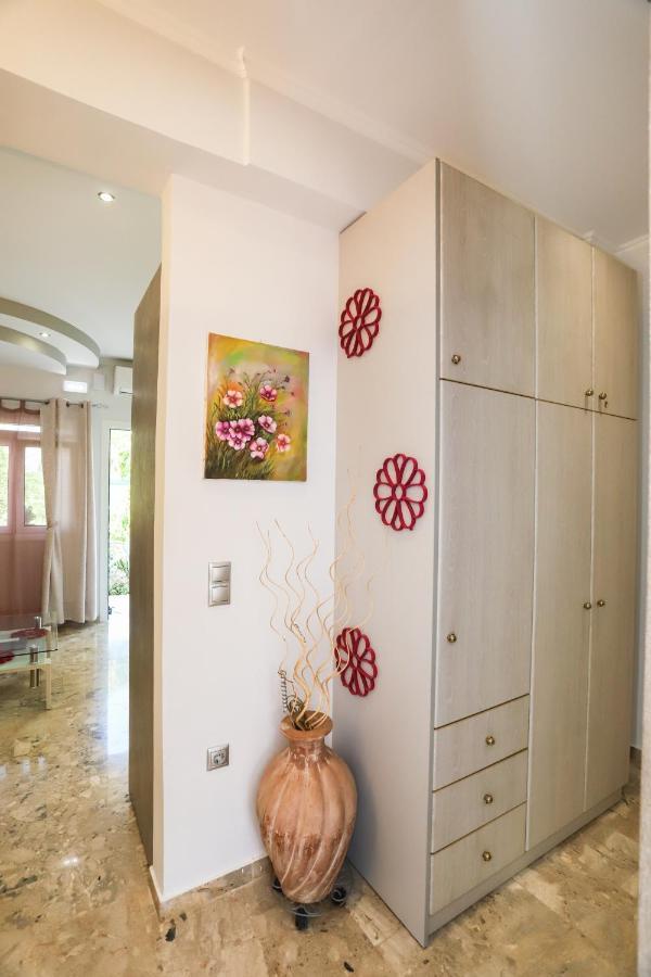 Iris Apartment Near Corfu Town 库托卡利恩 外观 照片