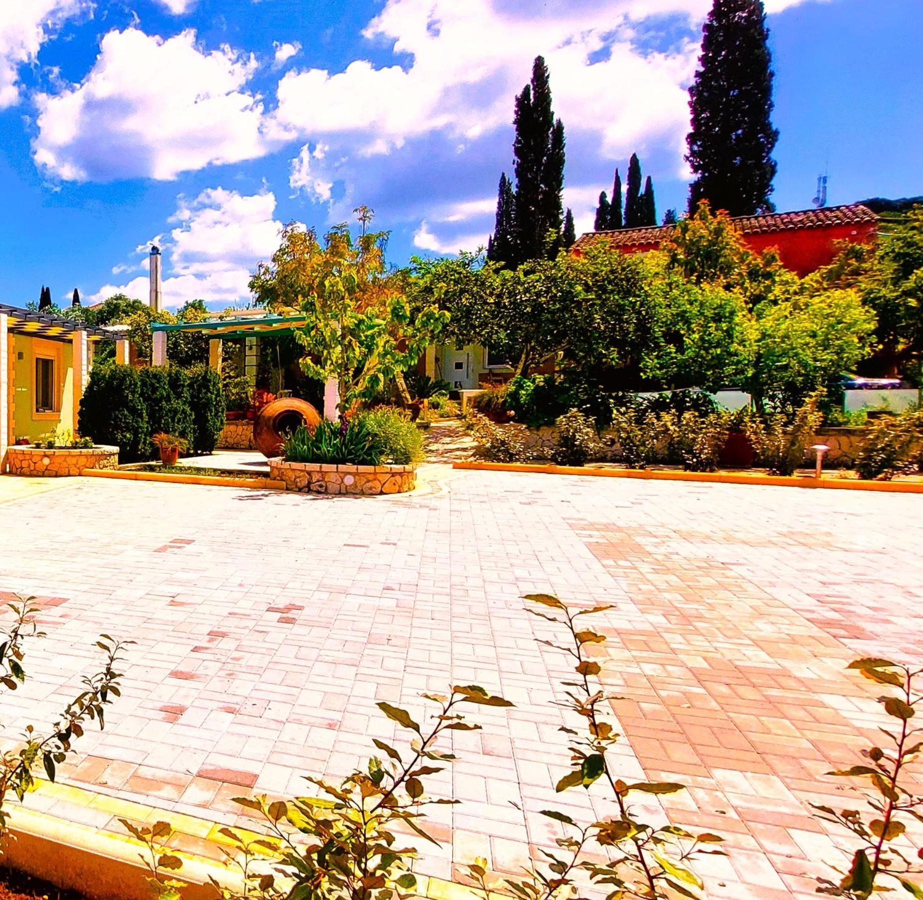 Iris Apartment Near Corfu Town 库托卡利恩 外观 照片